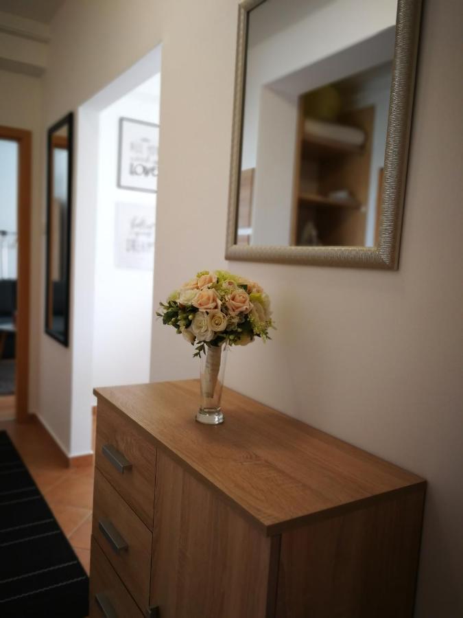 Voeroesmarty Apartman Miskolc - Belvaros - Downtown 외부 사진